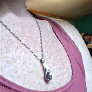 Elegant 925 Sterling Silver Necklace with Black Pendant